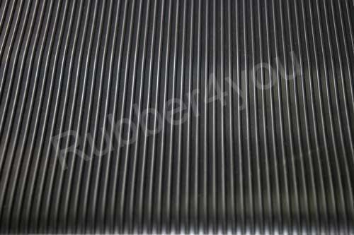 Fine ribbed heavy - ribbed, rubber
